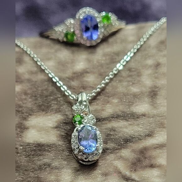 AAA Tanzanite & Multi Gemstone Halo Ring & Pendant Necklace - Picture 3 of 16
